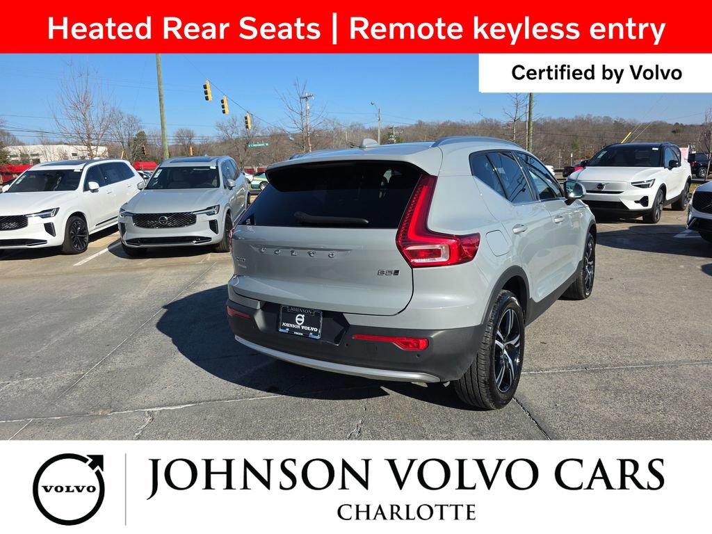 Used 2025 Volvo XC40 B5 Core image 5