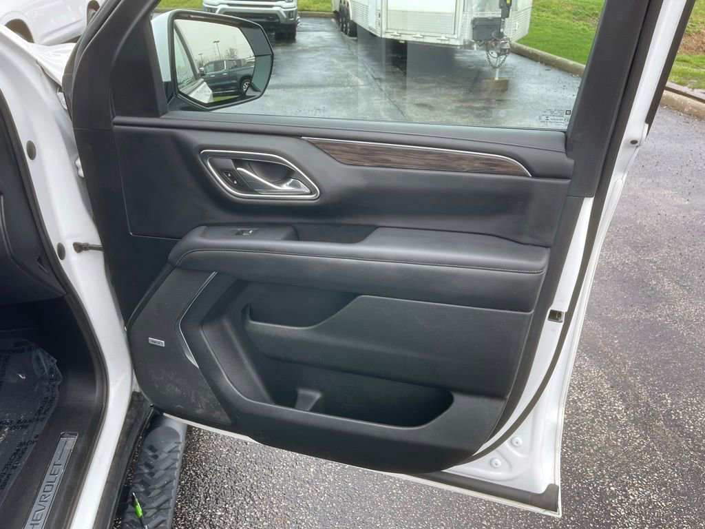 Used 2021 Chevrolet Suburban Z71 image 18