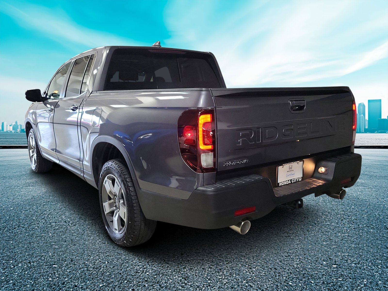 Certified 2025 Honda Ridgeline RTL image 3