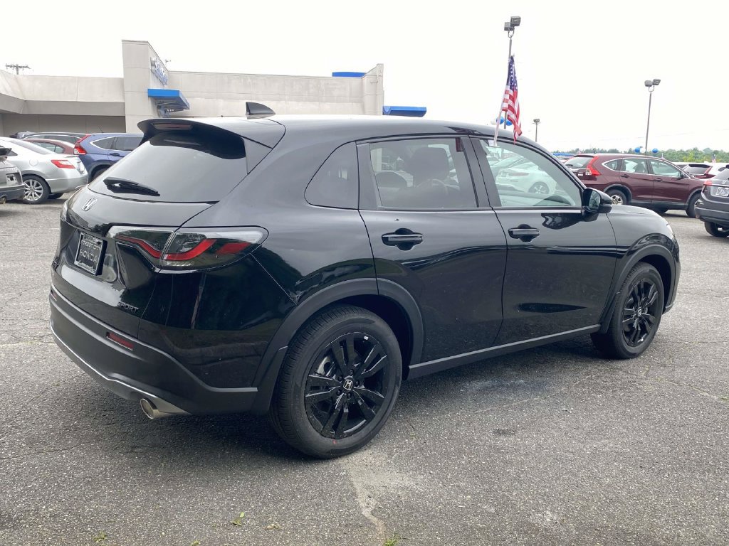 New 2026 Honda HR-V Sport image 5