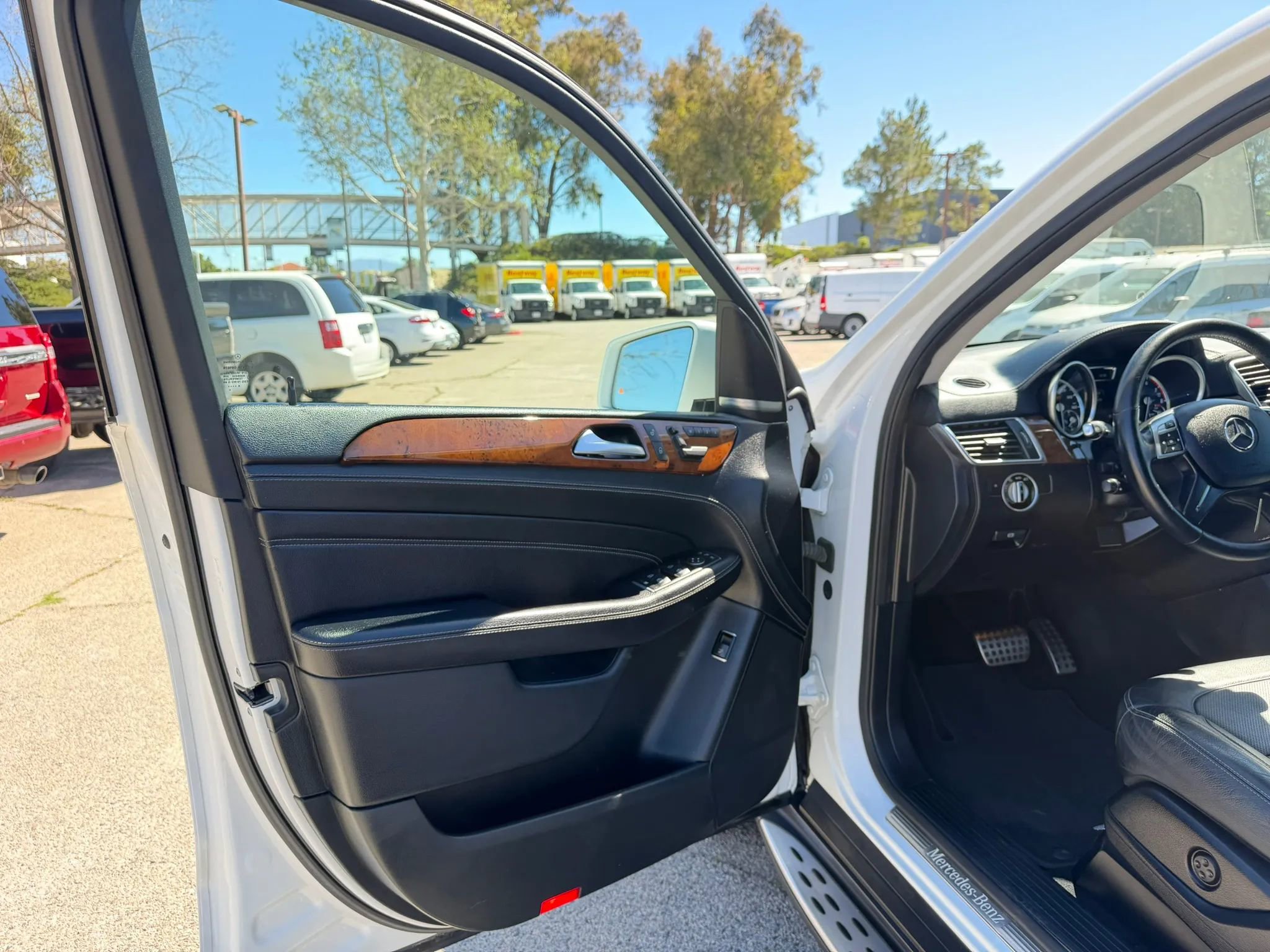 Used 2015 Mercedes-Benz ML 400 4MATIC image 9