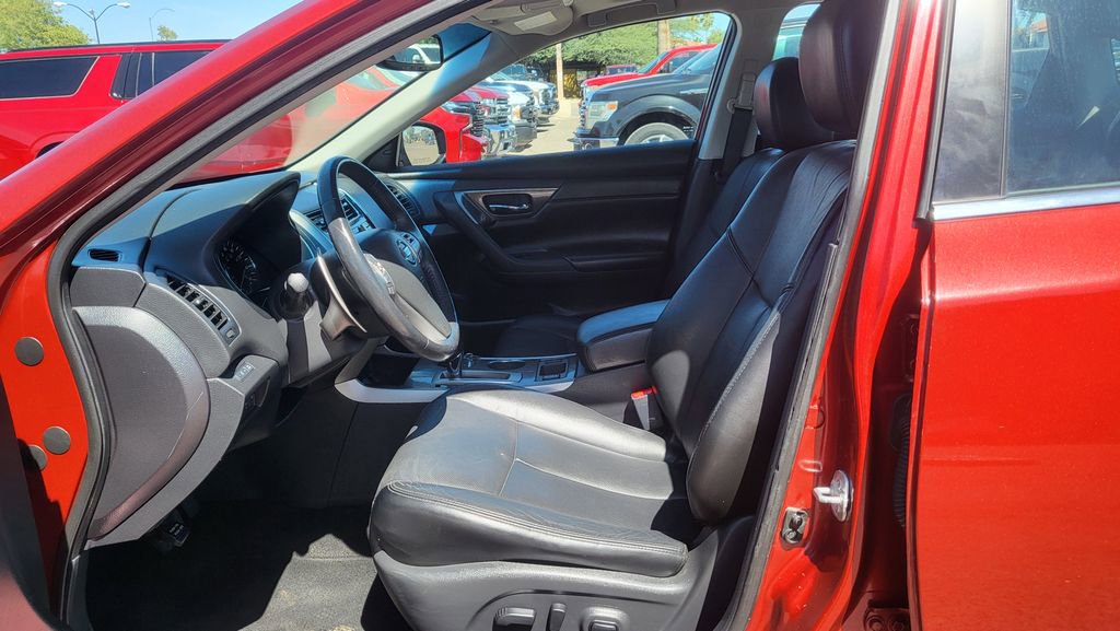 Used 2015 Nissan Altima 3.5 SL FWD image 24