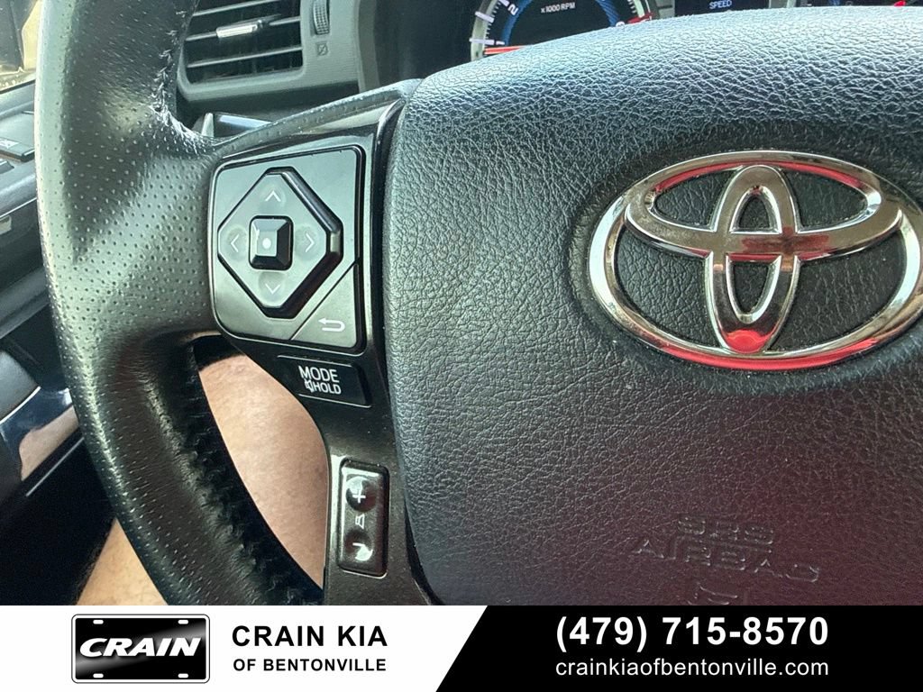 Used 2018 Toyota 4Runner TRD Off-Road AWD/4WD image 25