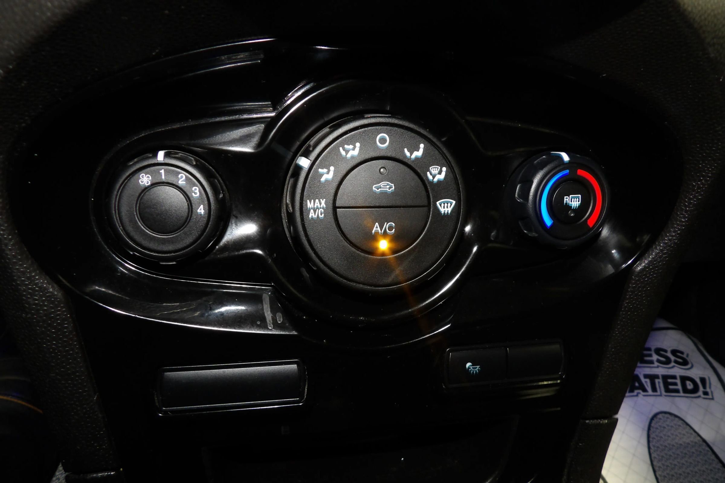 Used 2019 Ford Fiesta SE w/ Equipment Group 201A FWD image 15
