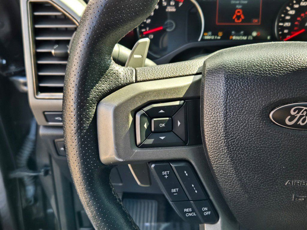 Used 2017 Ford F150 Raptor w/ Equipment Group 802A Luxury image 35