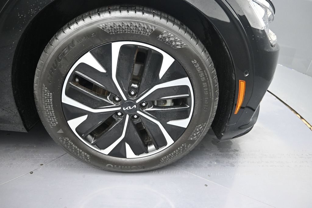 Used 2023 Kia EV6 GT-Line w/ GT-Line Suede Seat Package RWD image 9