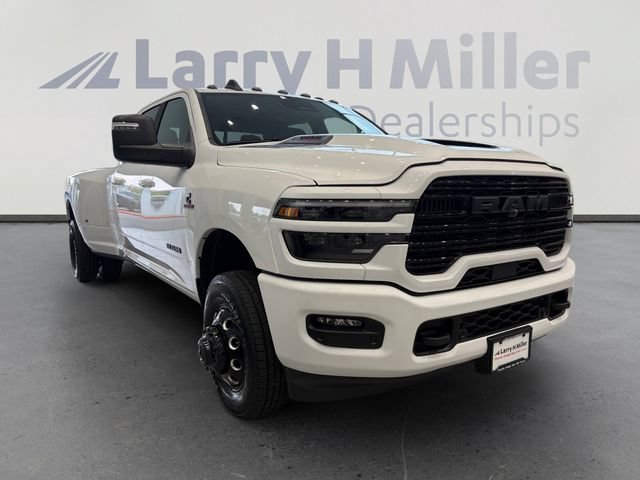 New 2026 RAM 3500 Laramie w/ Night Edition AWD/4WD image 7