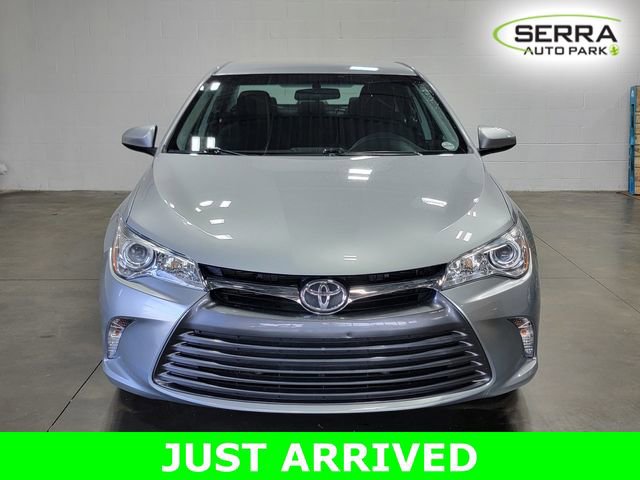 Used 2016 Toyota Camry LE FWD image 3