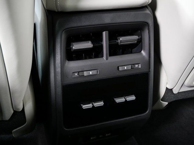 New 2026 Porsche Macan 4S Electric image 21