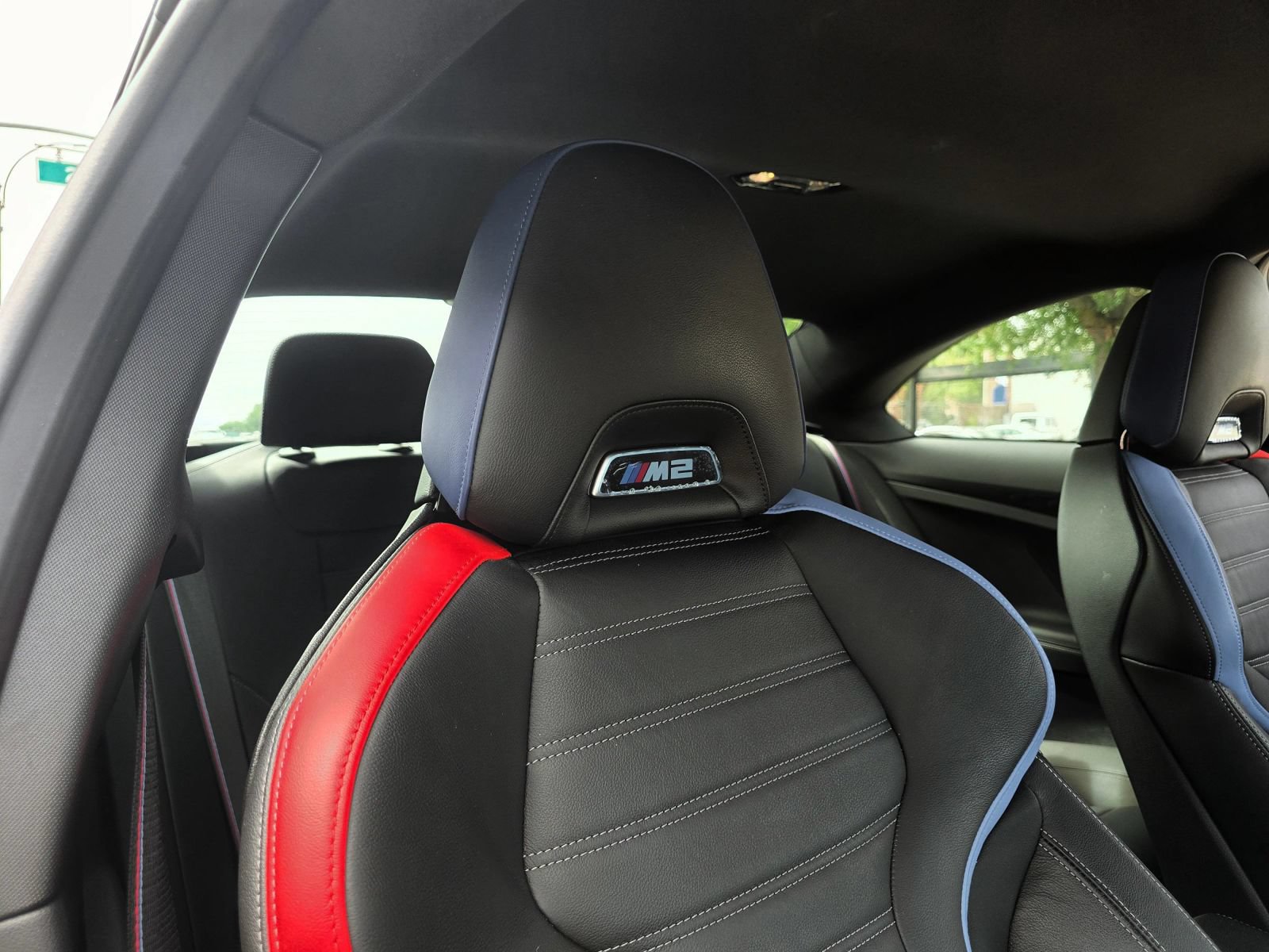Used 2024 BMW M2 w/ Lighting Package RWD image 31