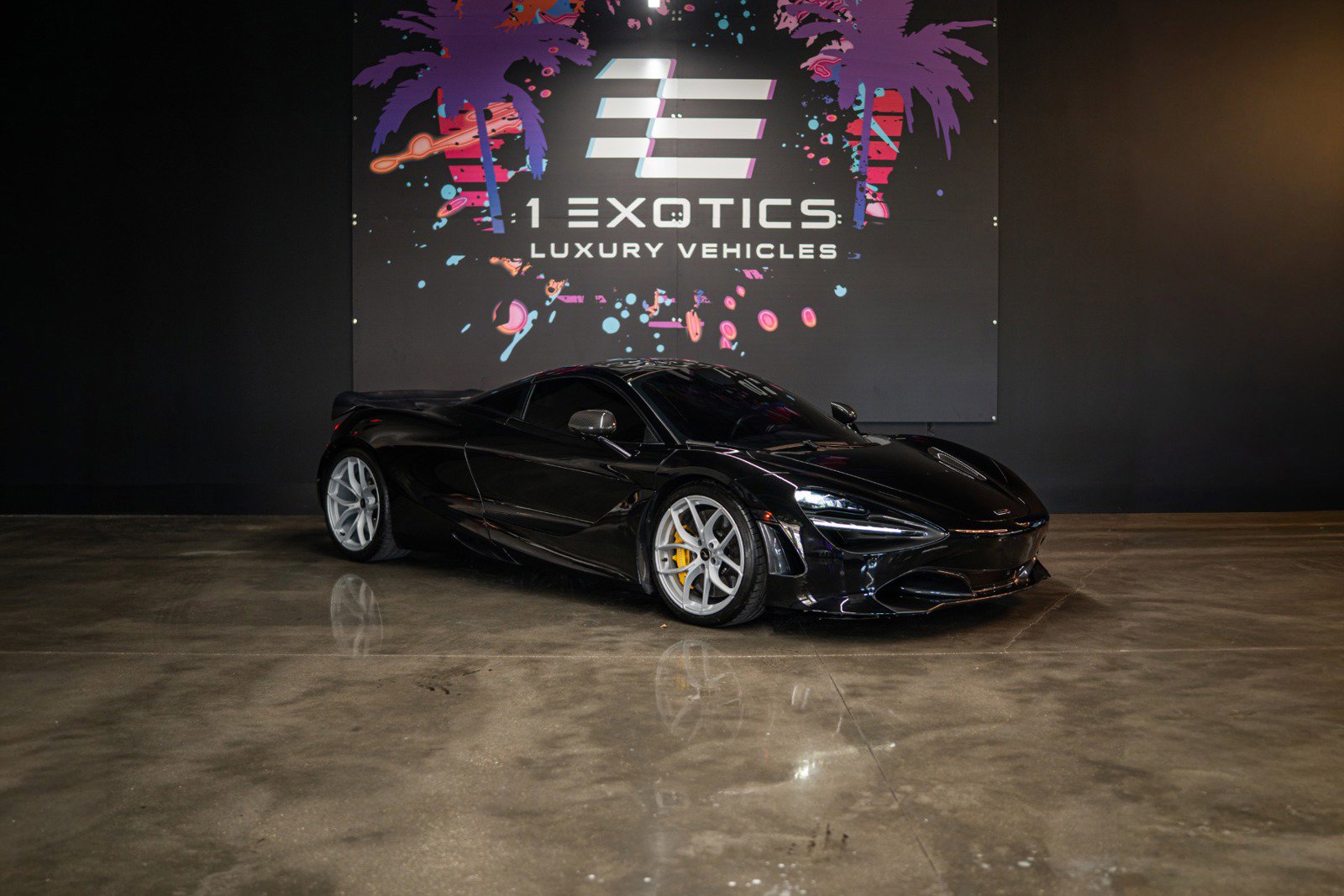 Used 2018 McLaren 720S image 6