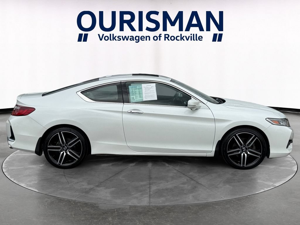 Used 2016 Honda Accord Touring image 7