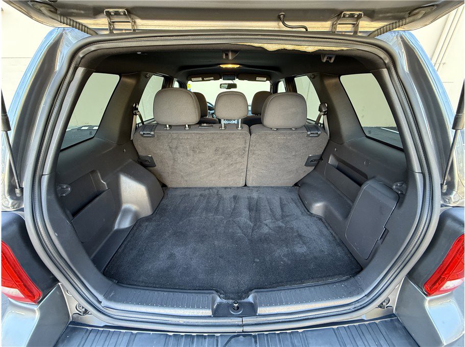 Used 2010 Ford Escape XLT image 19