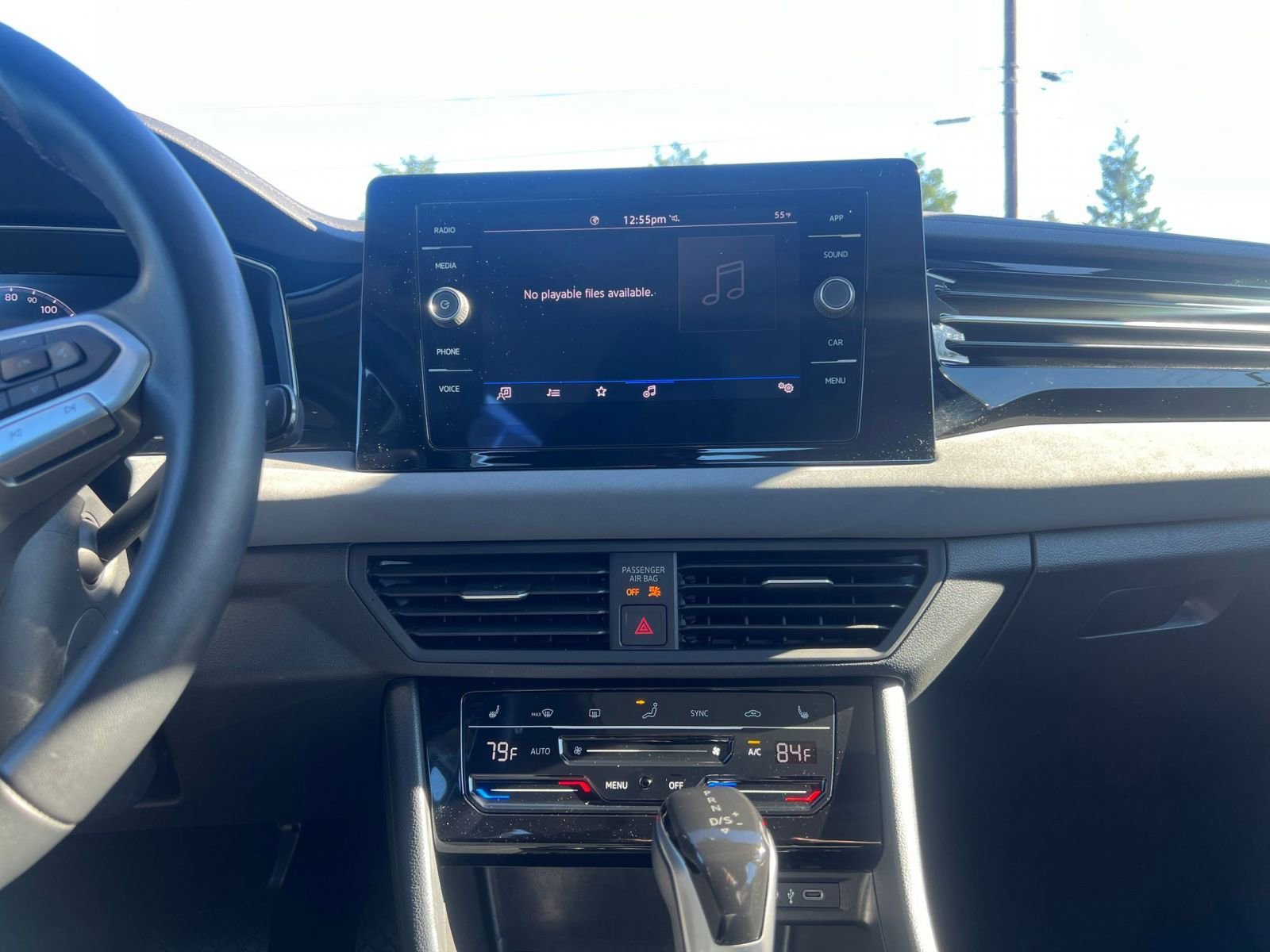 Used 2025 Volkswagen Jetta SE image 18