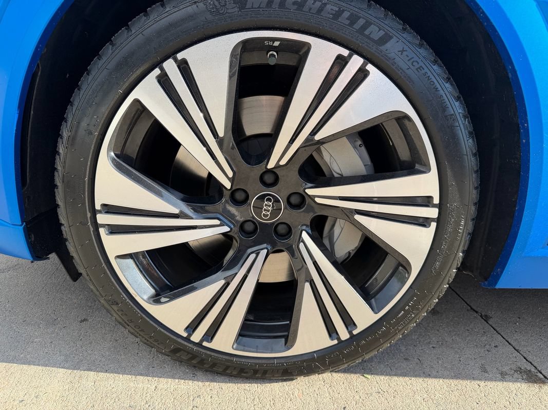 Used 2024 Audi Q8 e-tron Prestige AWD/4WD image 44