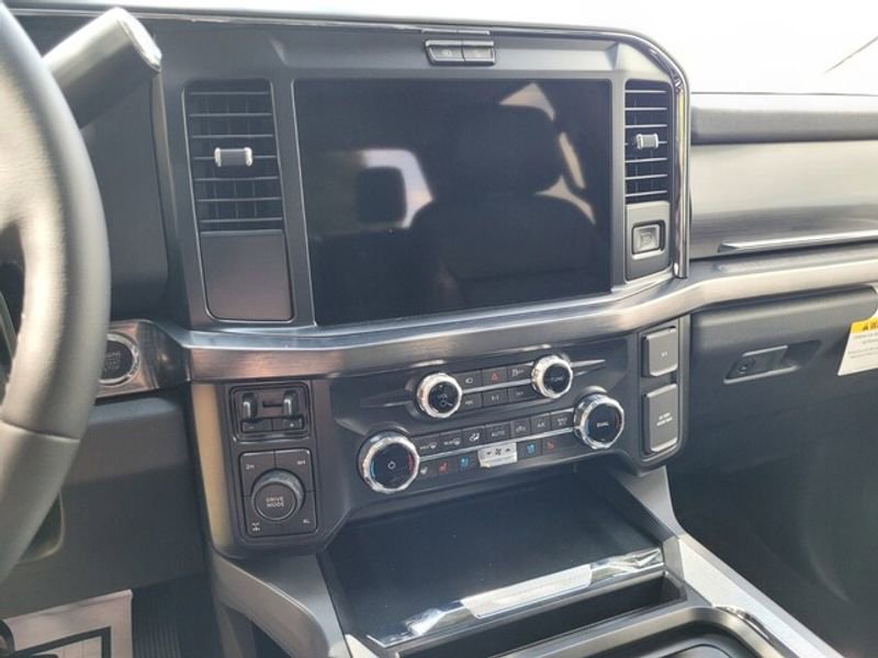 New 2025 Ford F350 Lariat w/ Chrome Package image 17