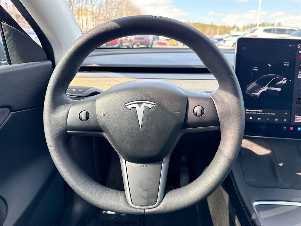 Used 2021 Tesla Model Y Long Range image 11
