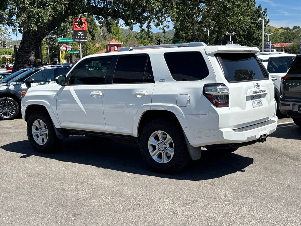 Used 2016 Toyota 4Runner SR5 image 6