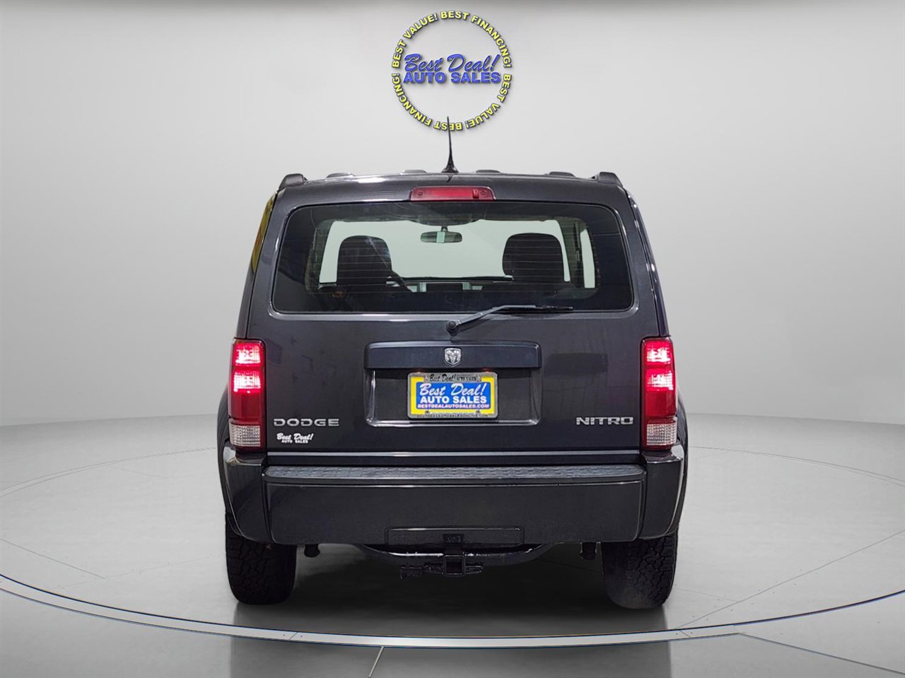 Used 2011 Dodge Nitro SE image 4