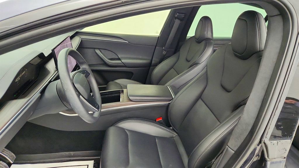 Used 2023 Tesla Model X image 25