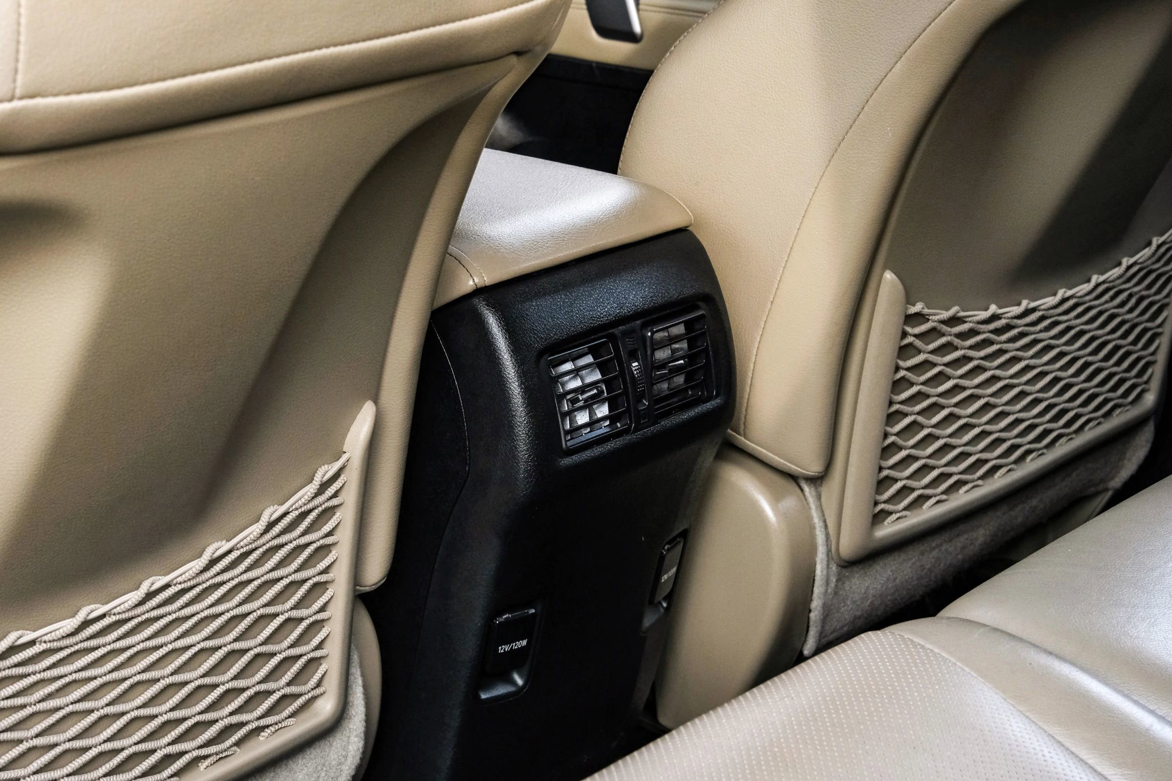 Used 2014 Toyota 4Runner Limited image 40