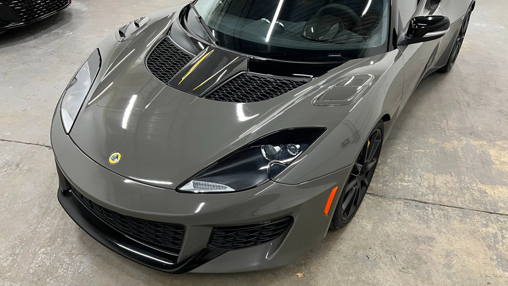 Used 2021 Lotus Evora image 21
