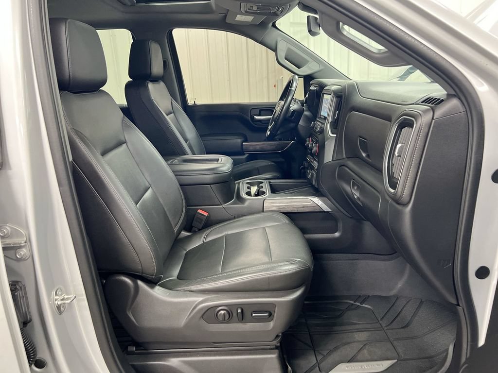 Used 2019 Chevrolet Silverado 1500 LTZ w/ LTZ Premium Package AWD/4WD image 22