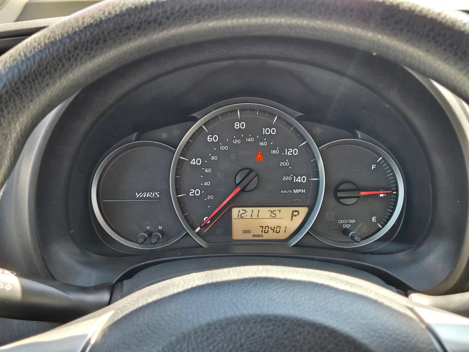 Used 2014 Toyota Yaris LE FWD image 18