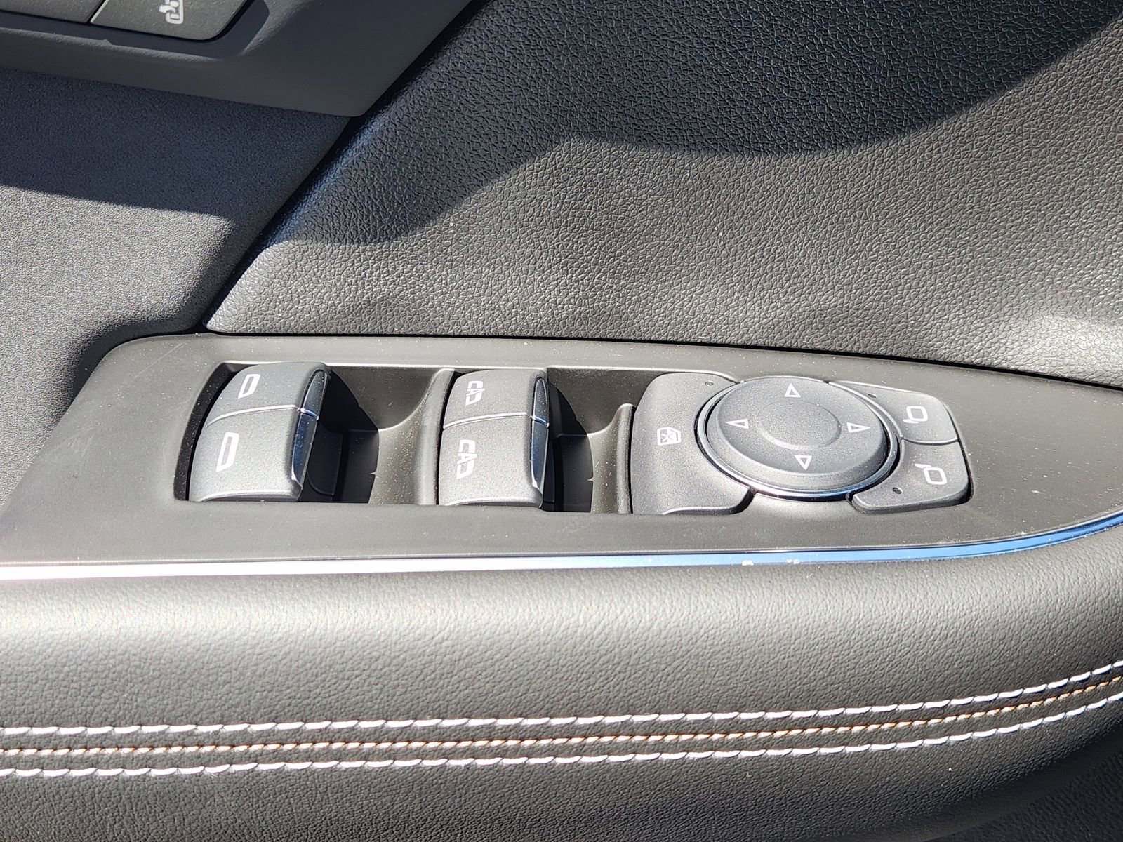 New 2026 Buick Envision Sport Touring image 29