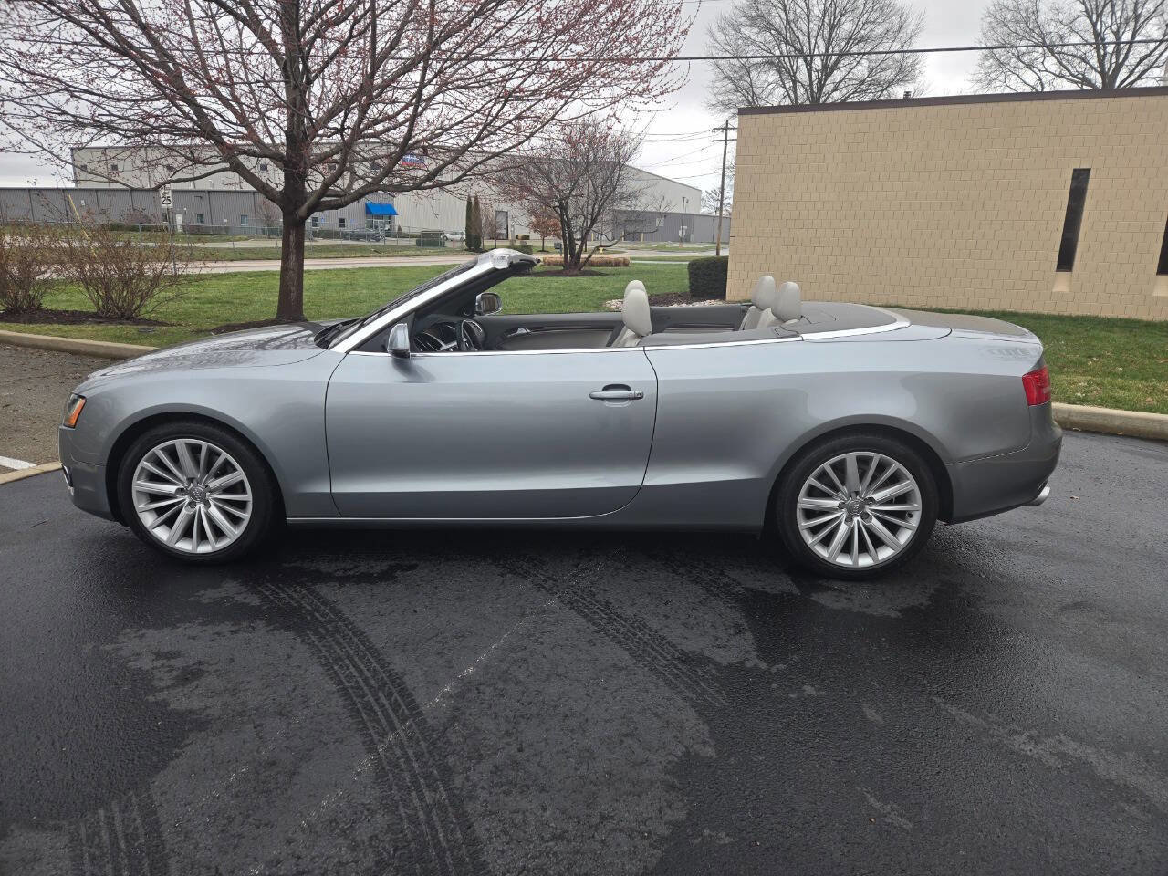 Used 2010 Audi A5 2.0T Premium Plus image 9