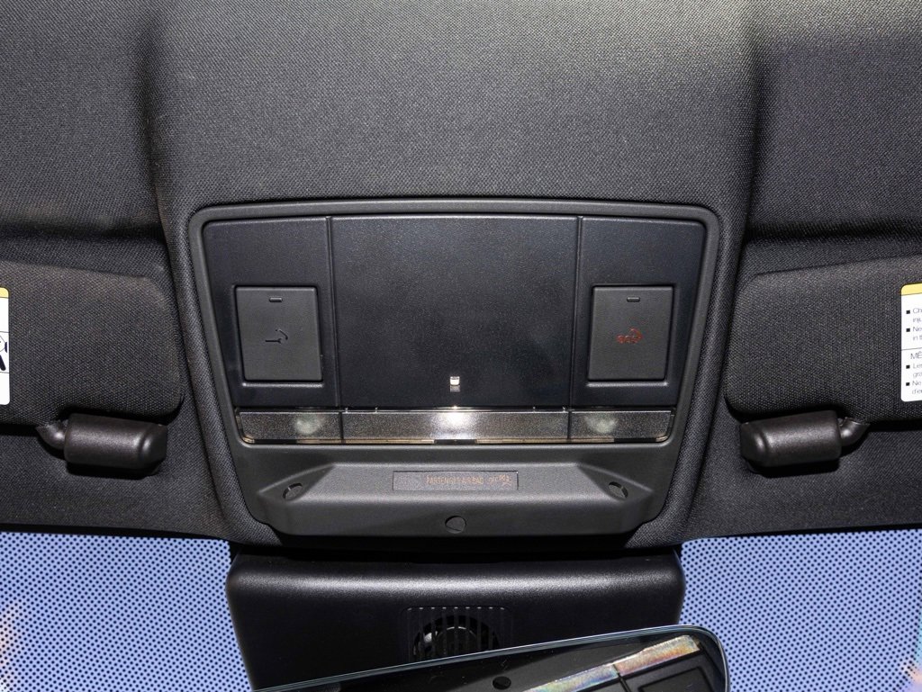 Used 2023 Jaguar F-TYPE R-Dynamic image 42