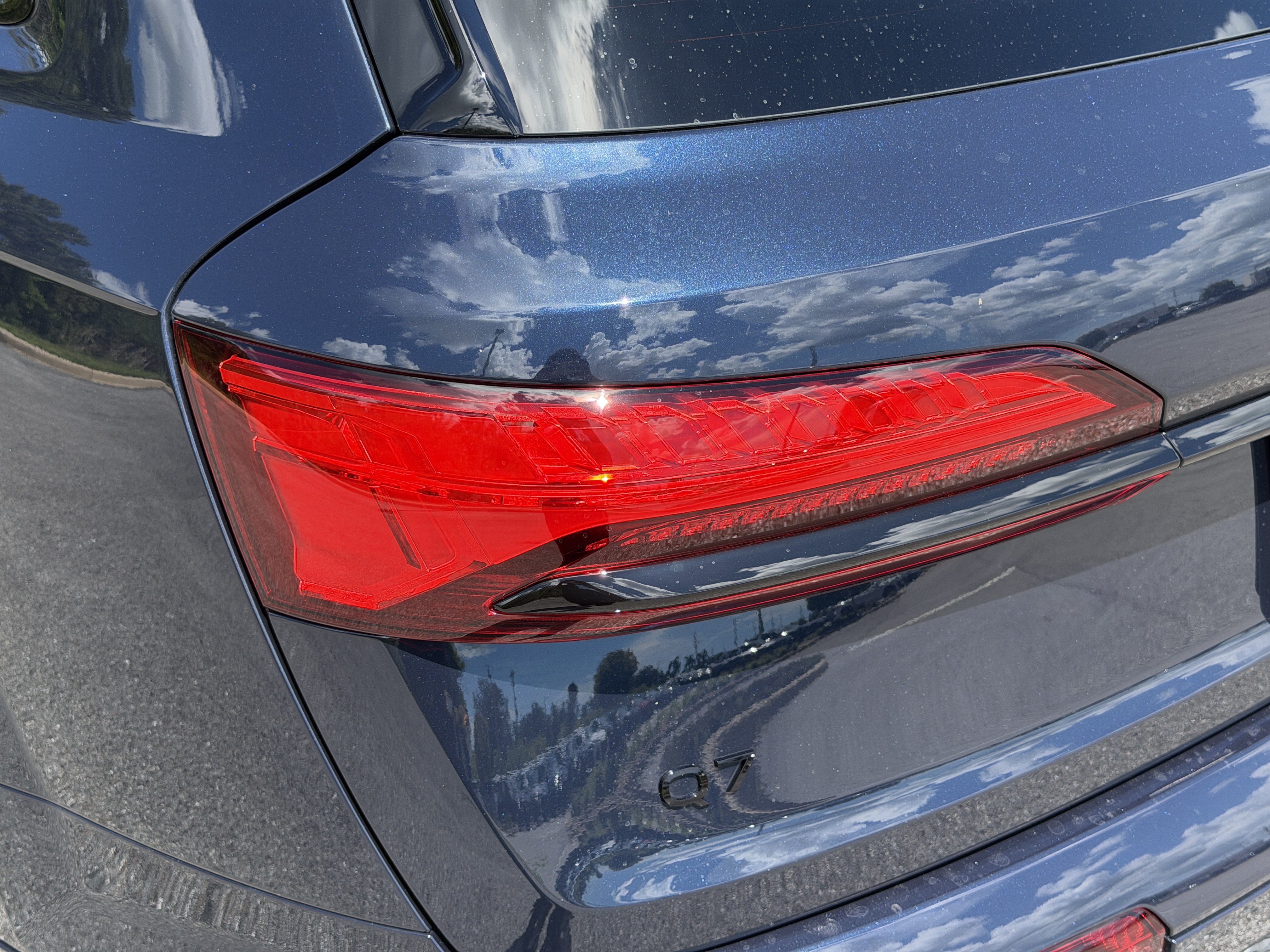 New 2026 Audi Q7 2.0T Premium Plus AWD/4WD image 10
