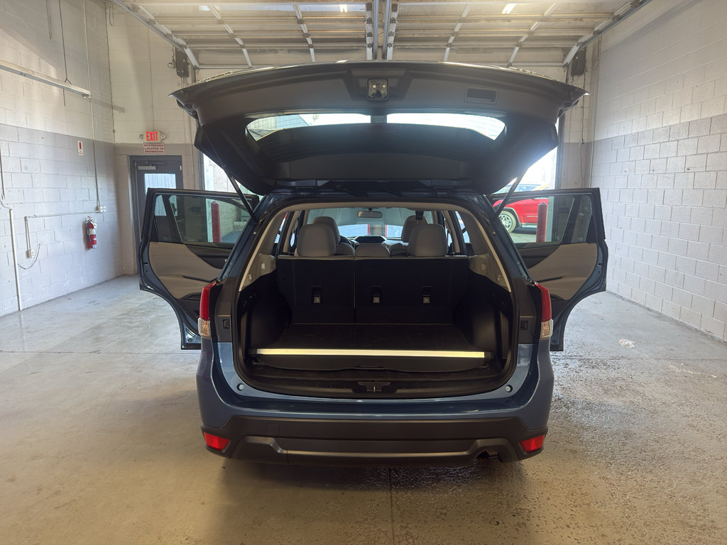 Used 2021 Subaru Forester Premium AWD/4WD image 13