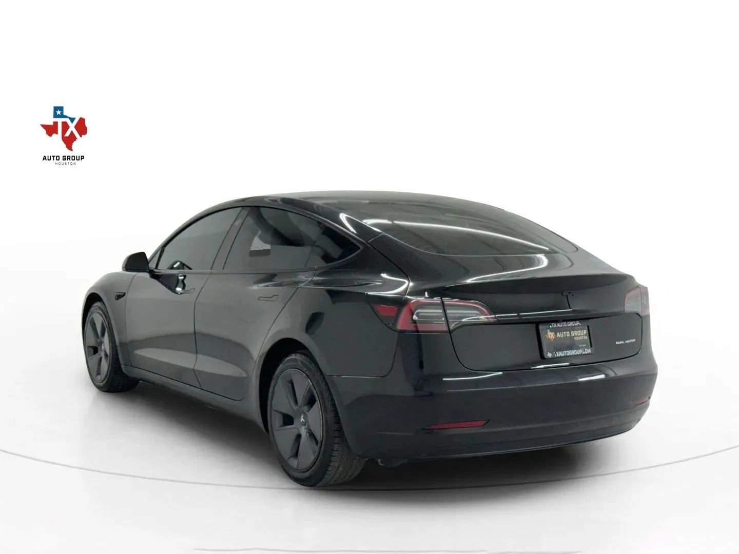 Used 2023 Tesla Model 3 Long Range AWD/4WD image 3