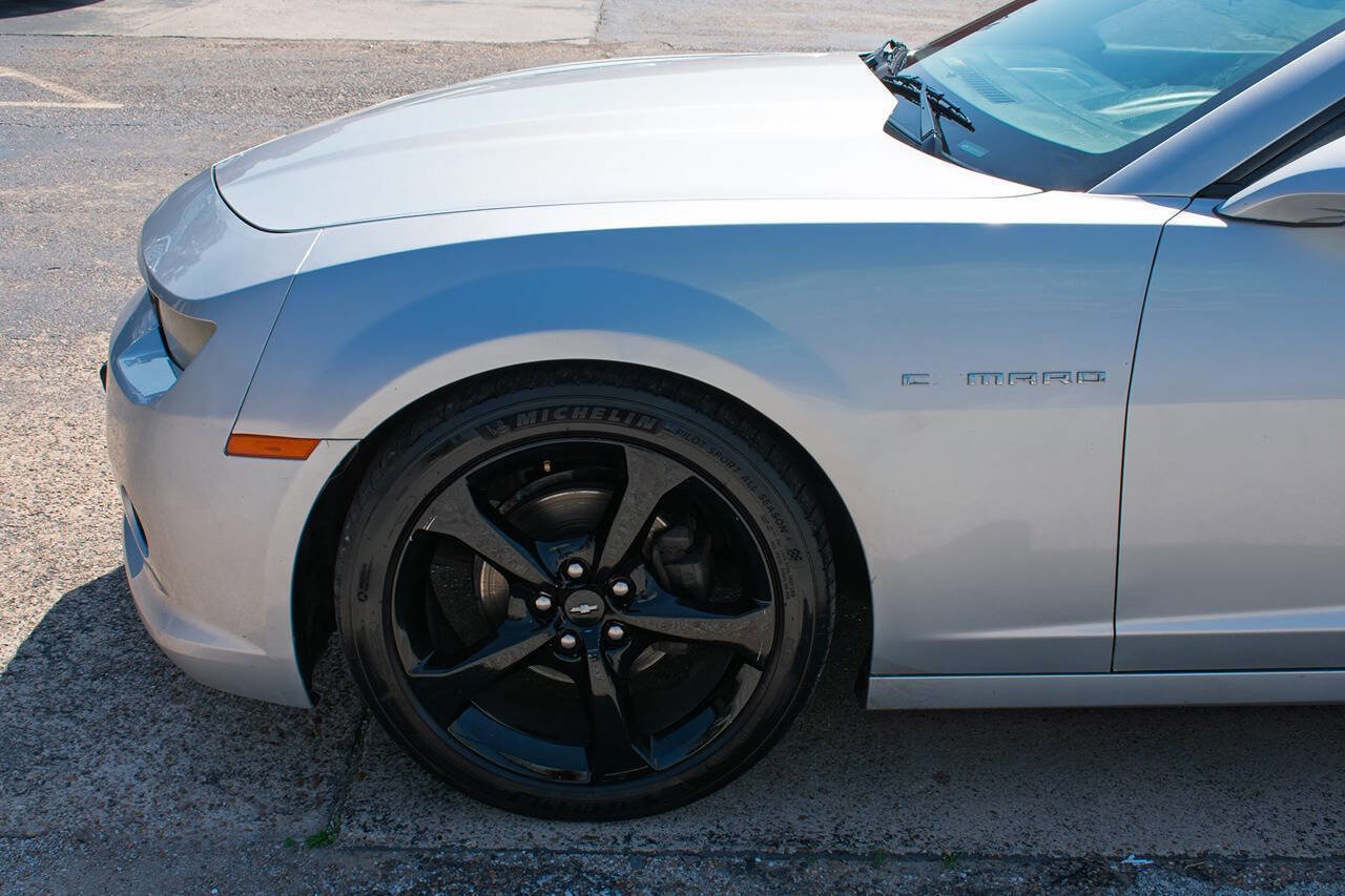 Used 2014 Chevrolet Camaro LT RWD image 39
