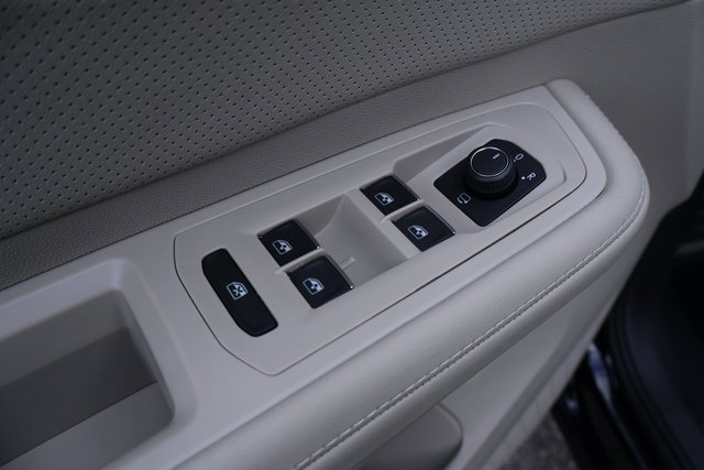 New 2026 Volkswagen Atlas SEL Premium R-Line image 11