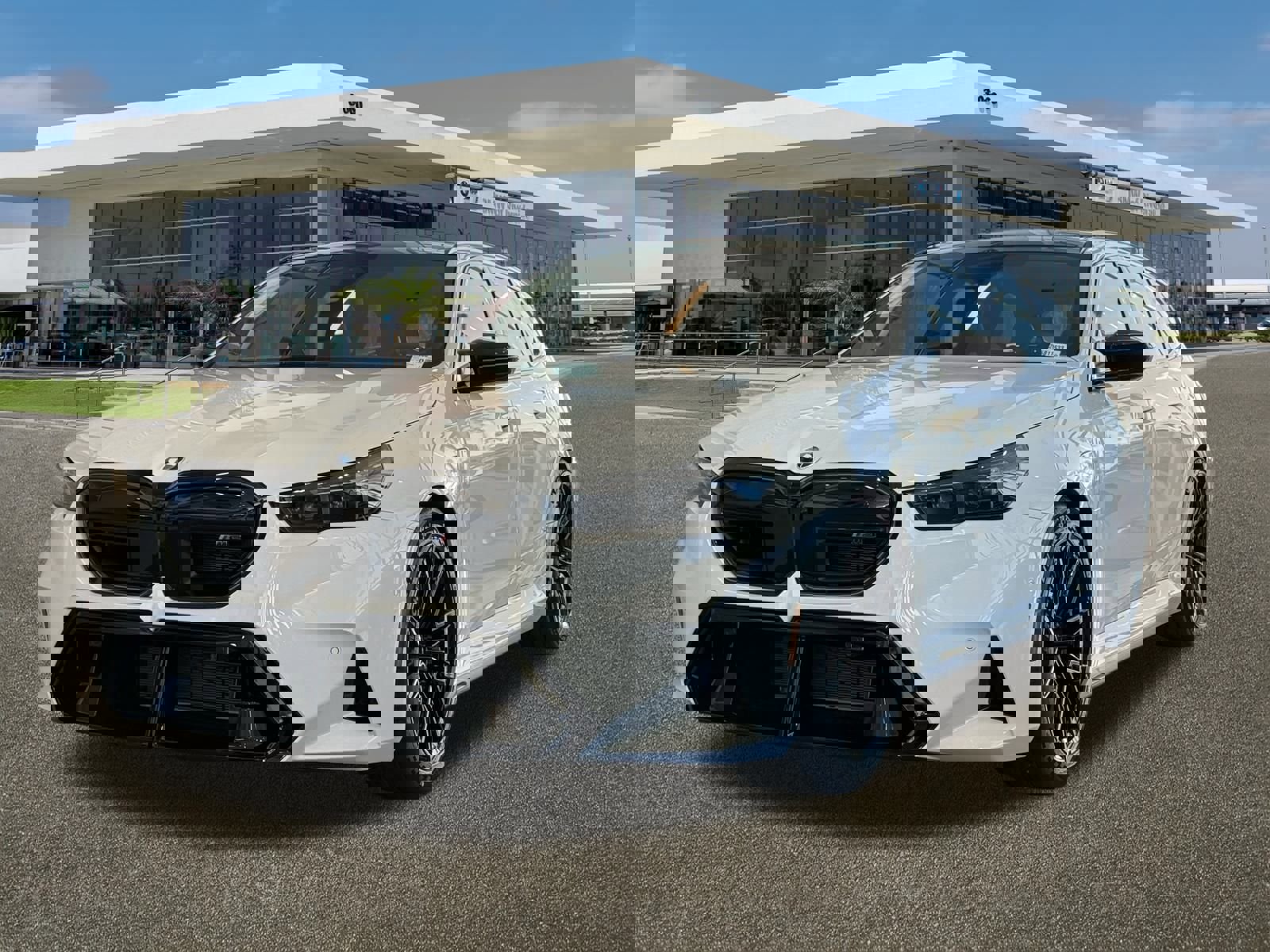 New 2026 BMW M5 Touring image 2