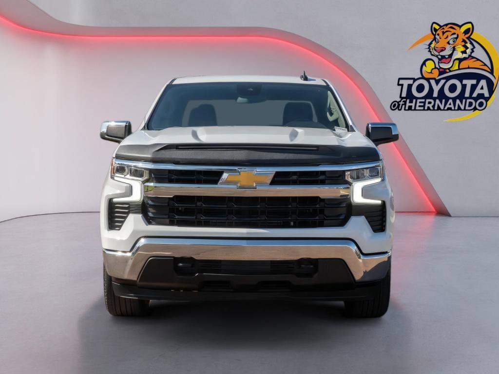 Used 2023 Chevrolet Silverado 1500 LT AWD/4WD image 2