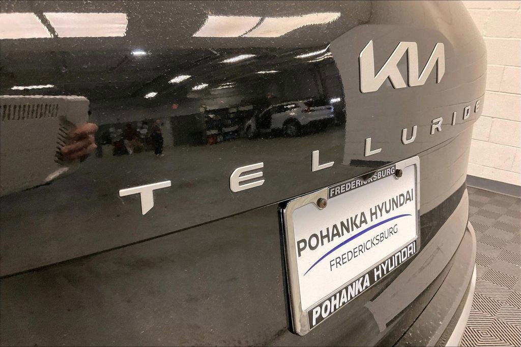 Used 2024 Kia Telluride SX image 26