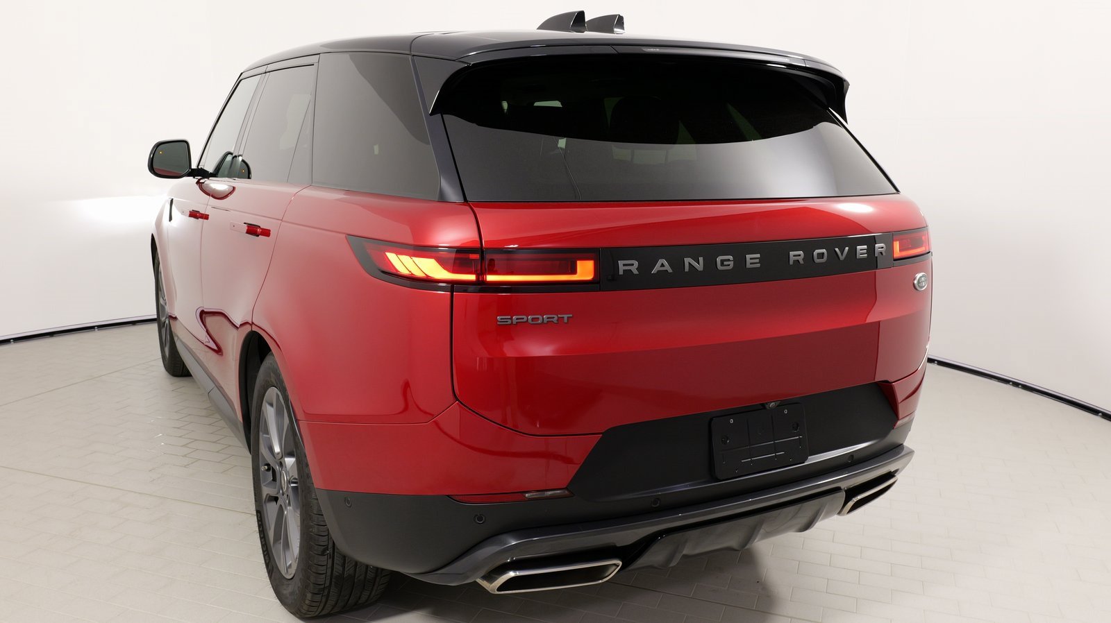 Used 2023 Land Rover Range Rover Sport SE AWD/4WD image 22