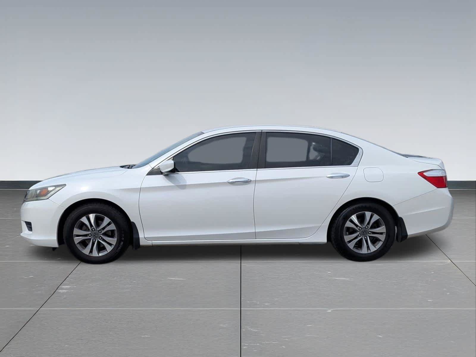Used 2014 Honda Accord LX image 2