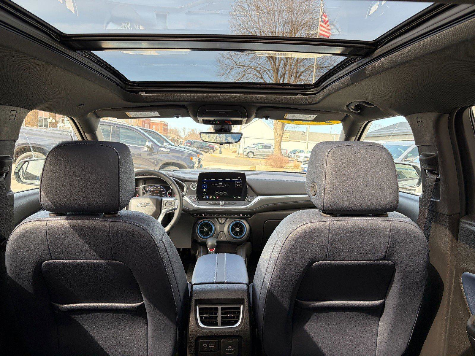 Used 2024 Chevrolet Blazer RS w/ Driver Confidence II Package AWD/4WD image 23