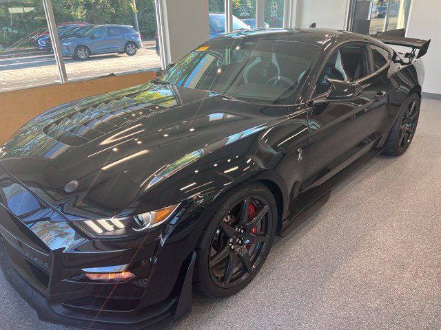Used 2021 Ford Mustang Shelby GT500 w/ Carbon Fibre Track Pack