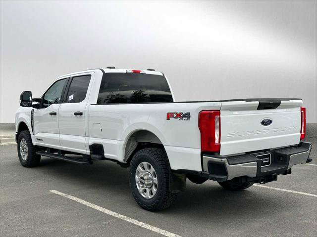Used 2023 Ford F350 XLT w/ FX4 Off-Road Package image 5
