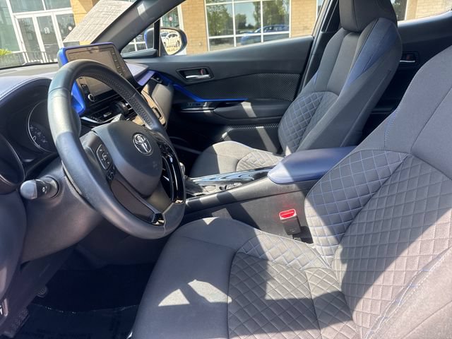 Used 2021 Toyota C-HR XLE FWD image 8