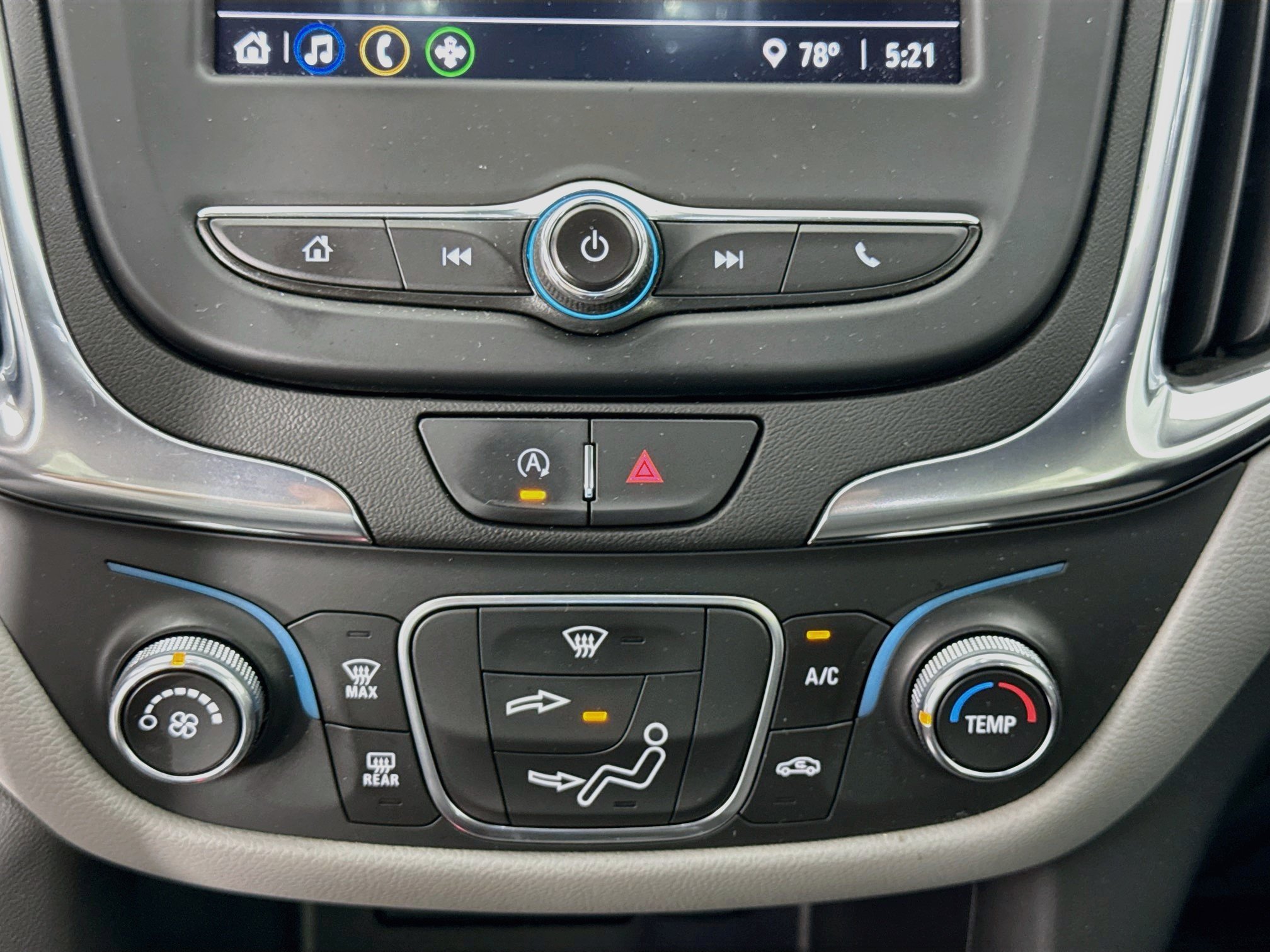 Used 2022 Chevrolet Equinox LS w/ LS Convenience Package FWD image 17