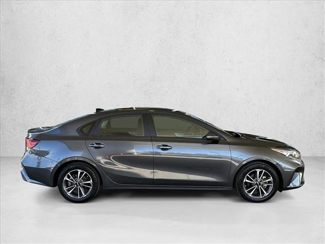 Used 2024 Kia Forte LXS video 4