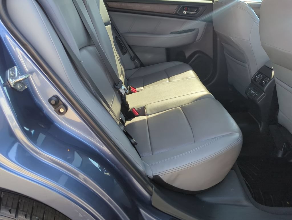 Used 2018 Subaru Outback 2.5i Limited AWD/4WD image 26