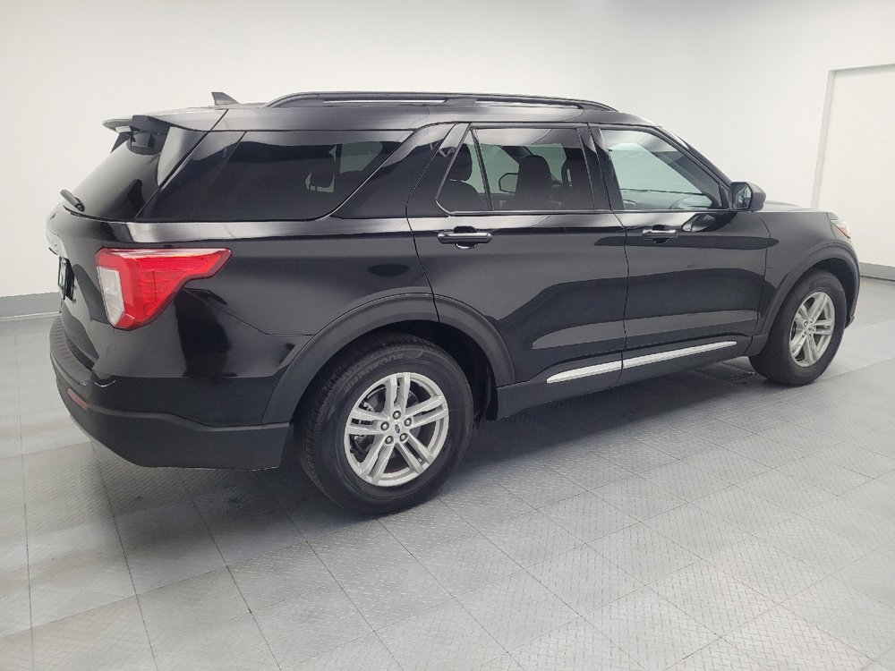 Used 2023 Ford Explorer XLT w/ Equipment Group 202A image 10