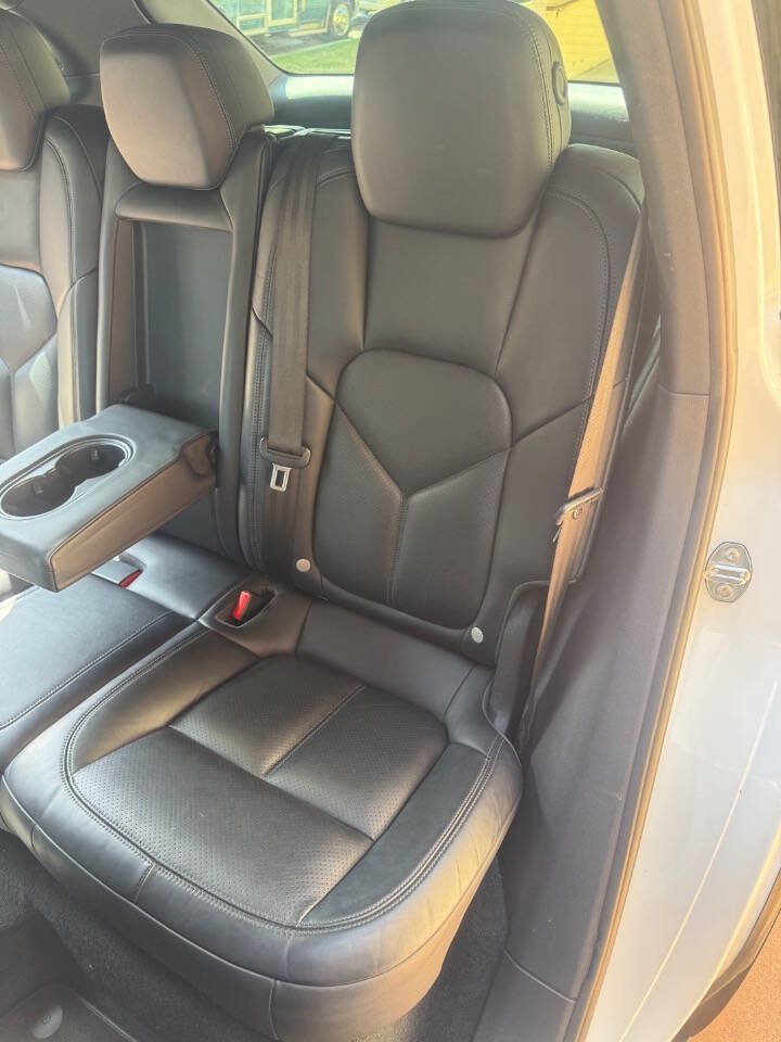Used 2016 Porsche Cayenne AWD/4WD image 16